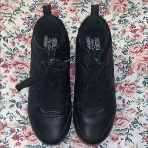 Black Skechers Air-Cooled Memory Foam sneakers
